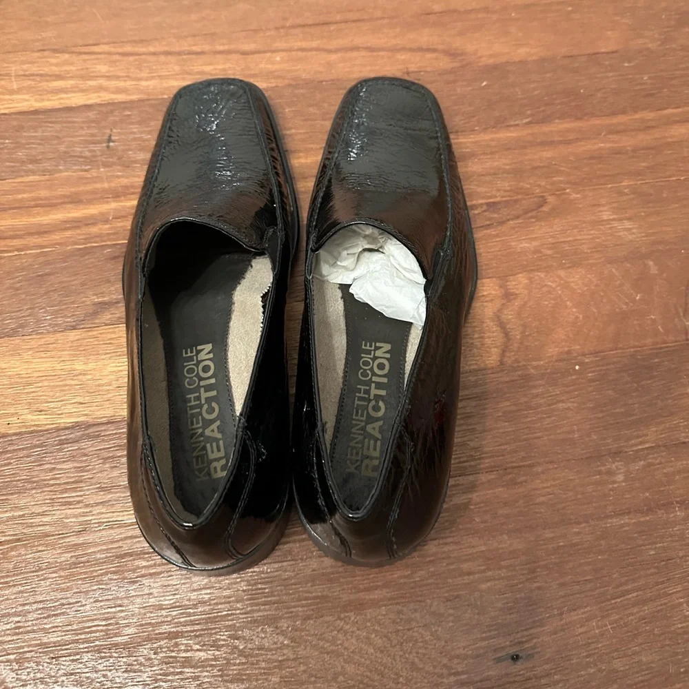 Kenneth Cole Reaction Black Patent Leather Loafers Women’s Size 9 Slip On Dress